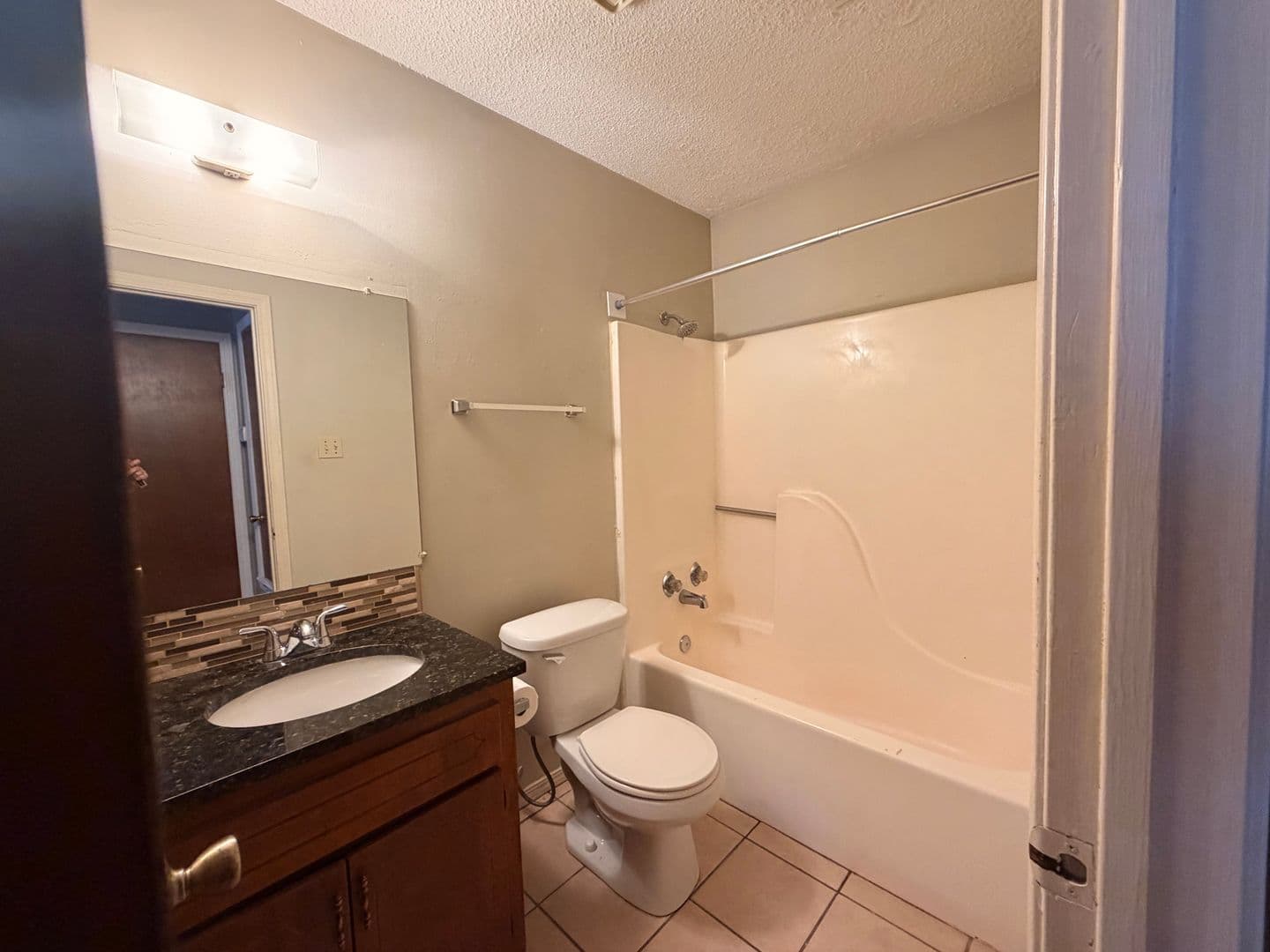 Russellville Apartment: East 11th St