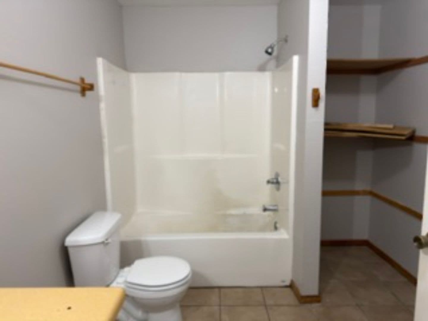 Clarksville Apartment: 2401 W Main St