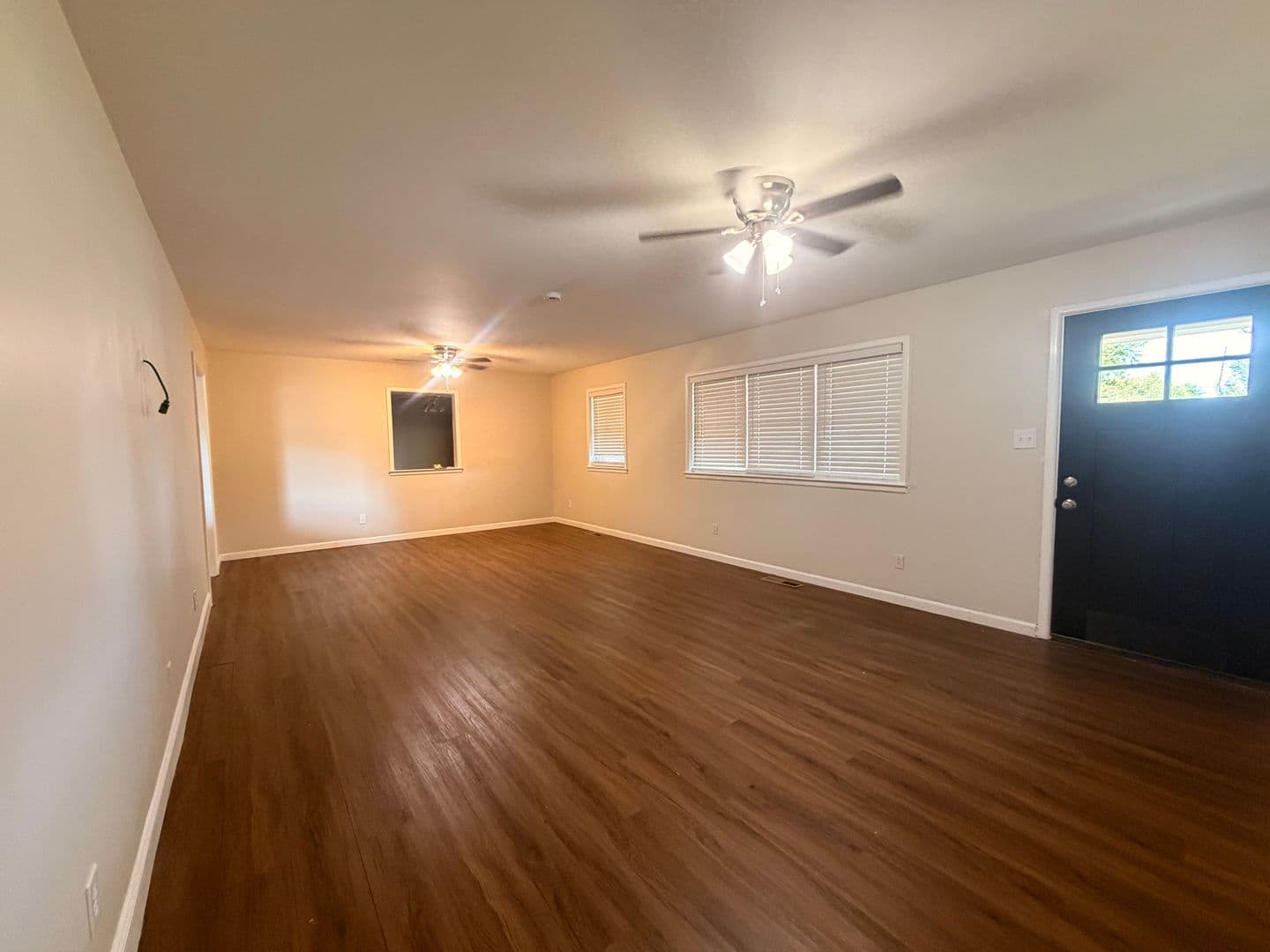 Russellville House: 218 E 19th ST