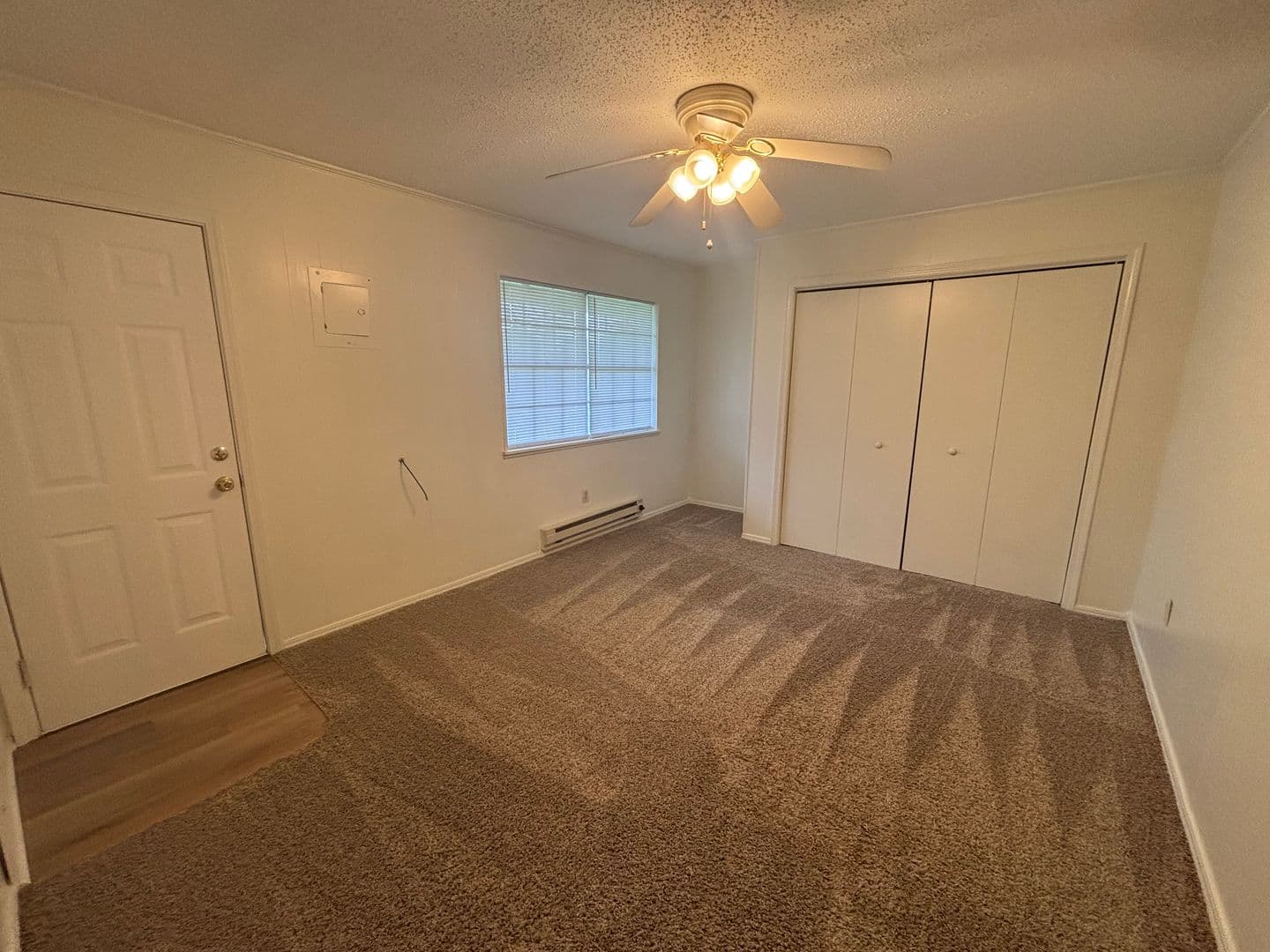 Russellville Apartment: 514 W K St 1-12
