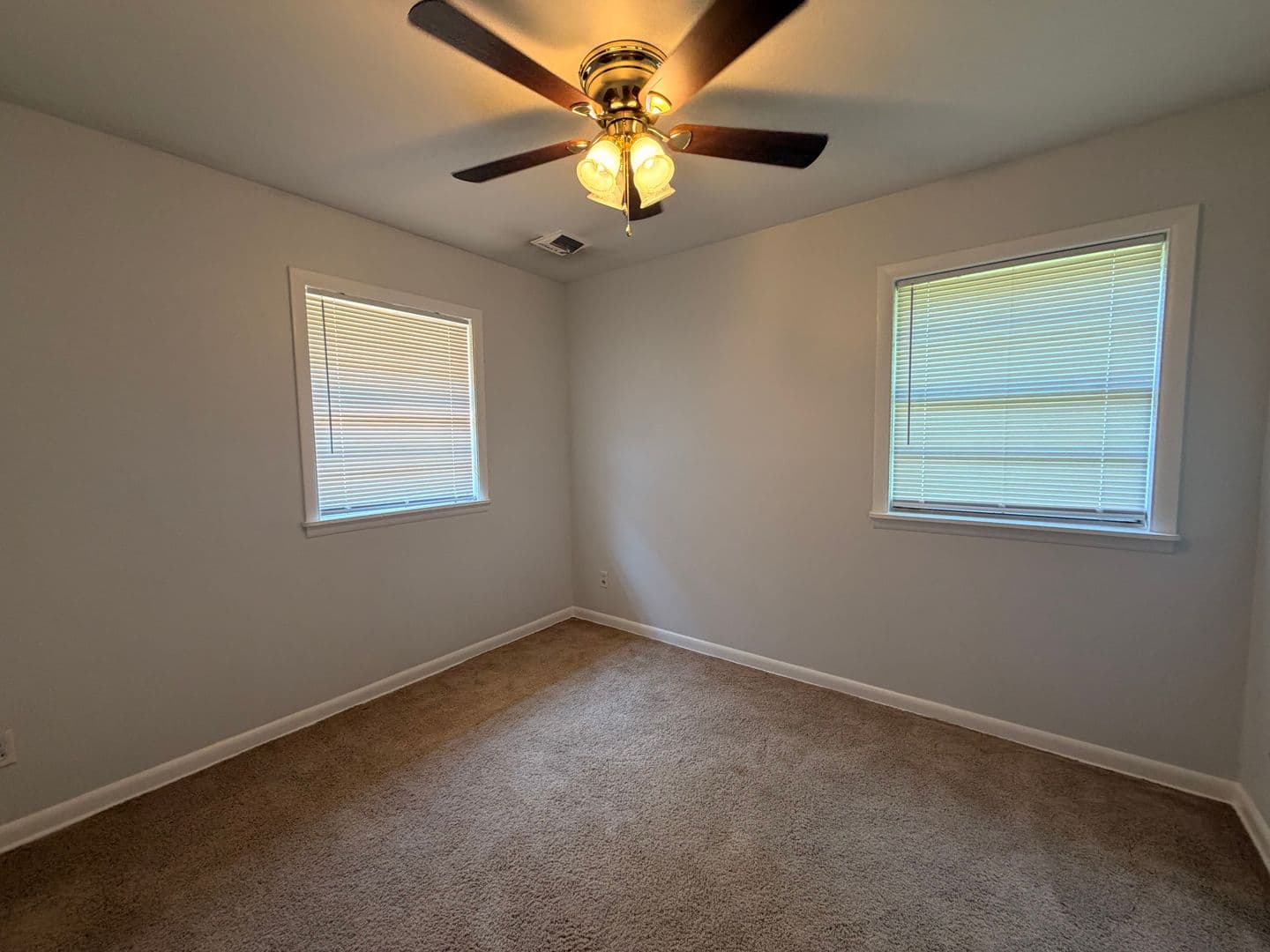 Russellville House: 1310 Bradley Lane