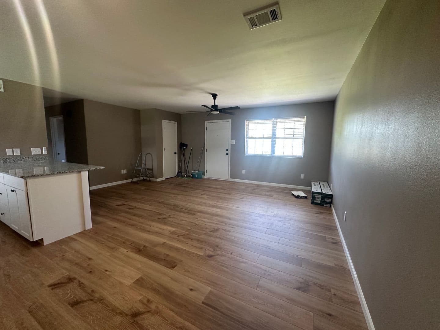 Dover House: 42 Crestridge Dr