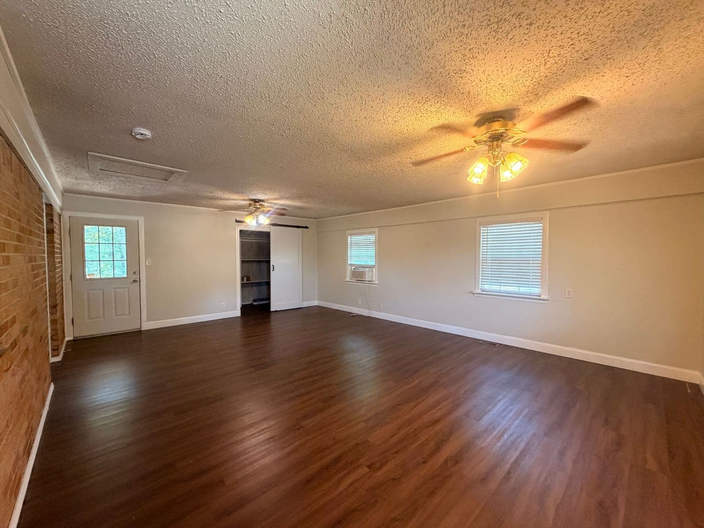 Russellville House: 218 E 19th ST