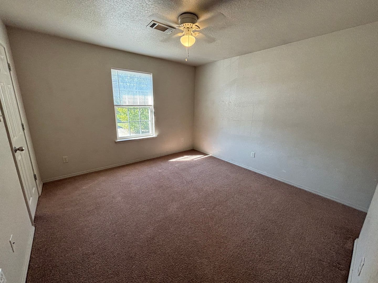 Russellville Apartment: 1131 East 9th Street