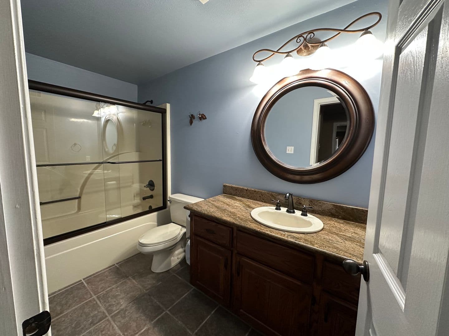 Russellville Apartment: 401 Carden Place