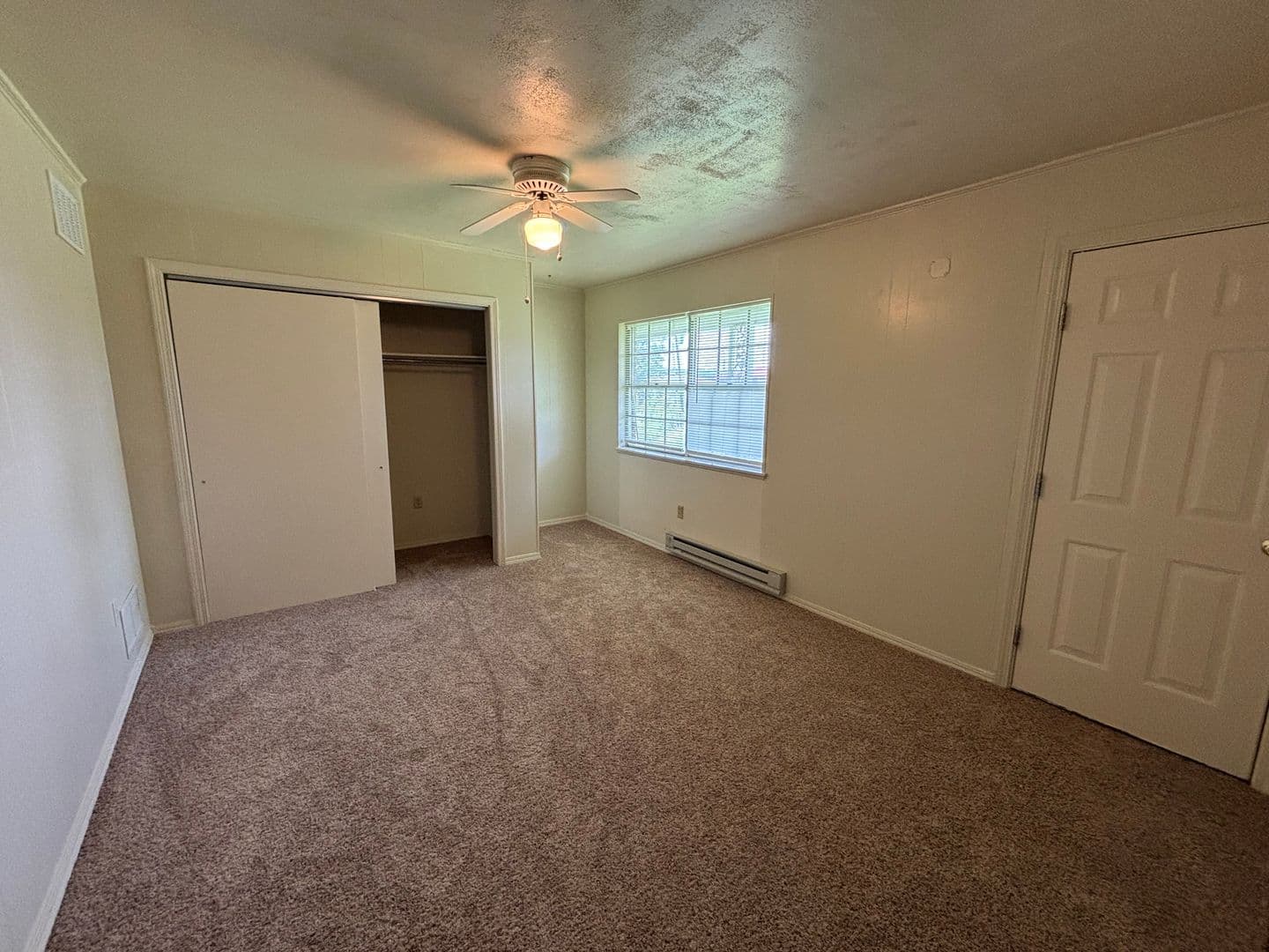 Russellville Apartment: 514 W K St 1-12