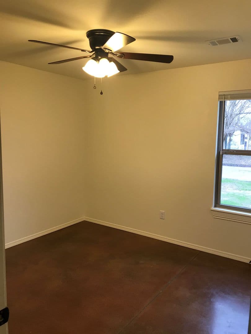 Dardanelle Apartment: N 5th St