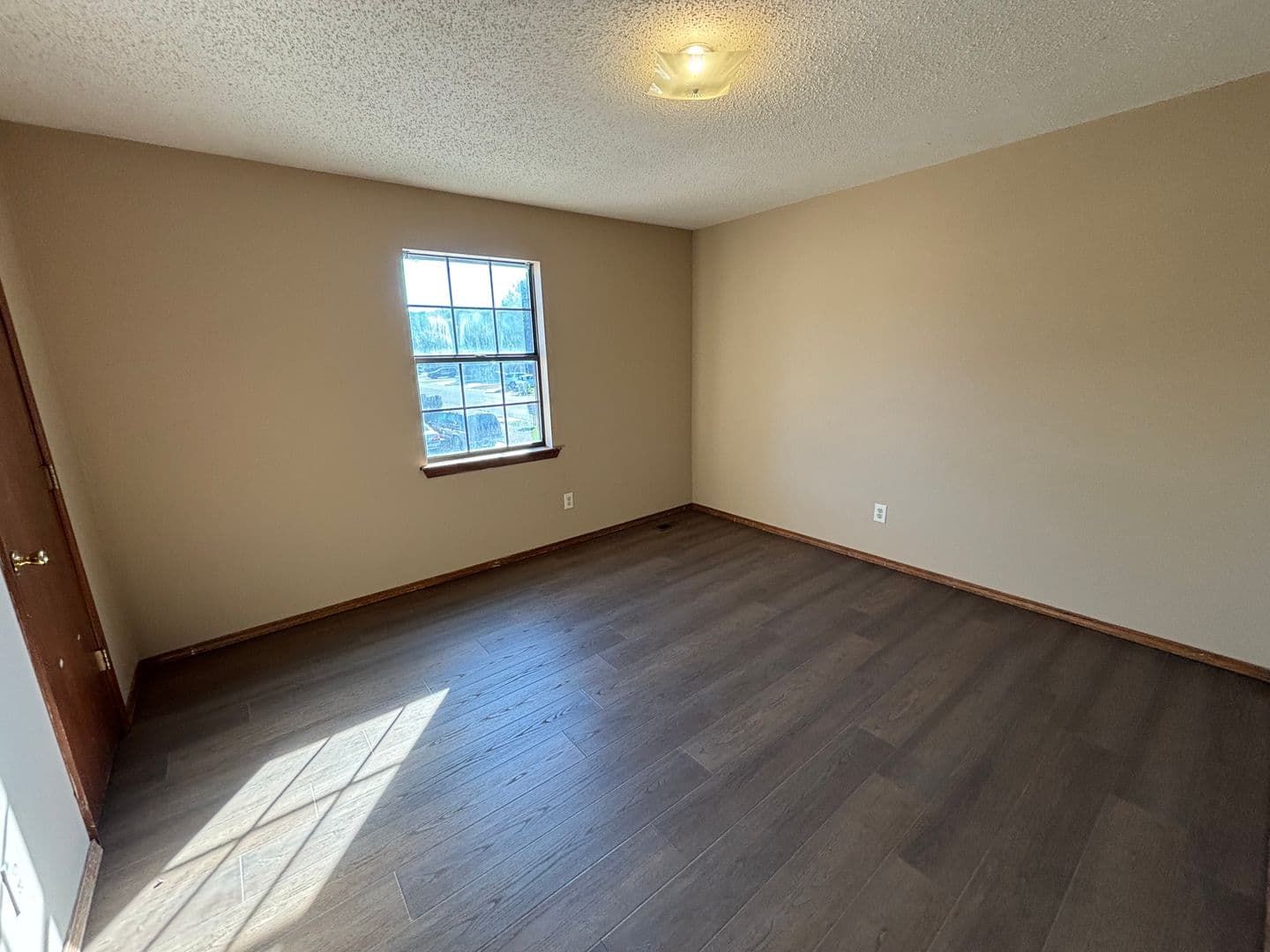 Russellville Apartment: 500-510 N Inglewood