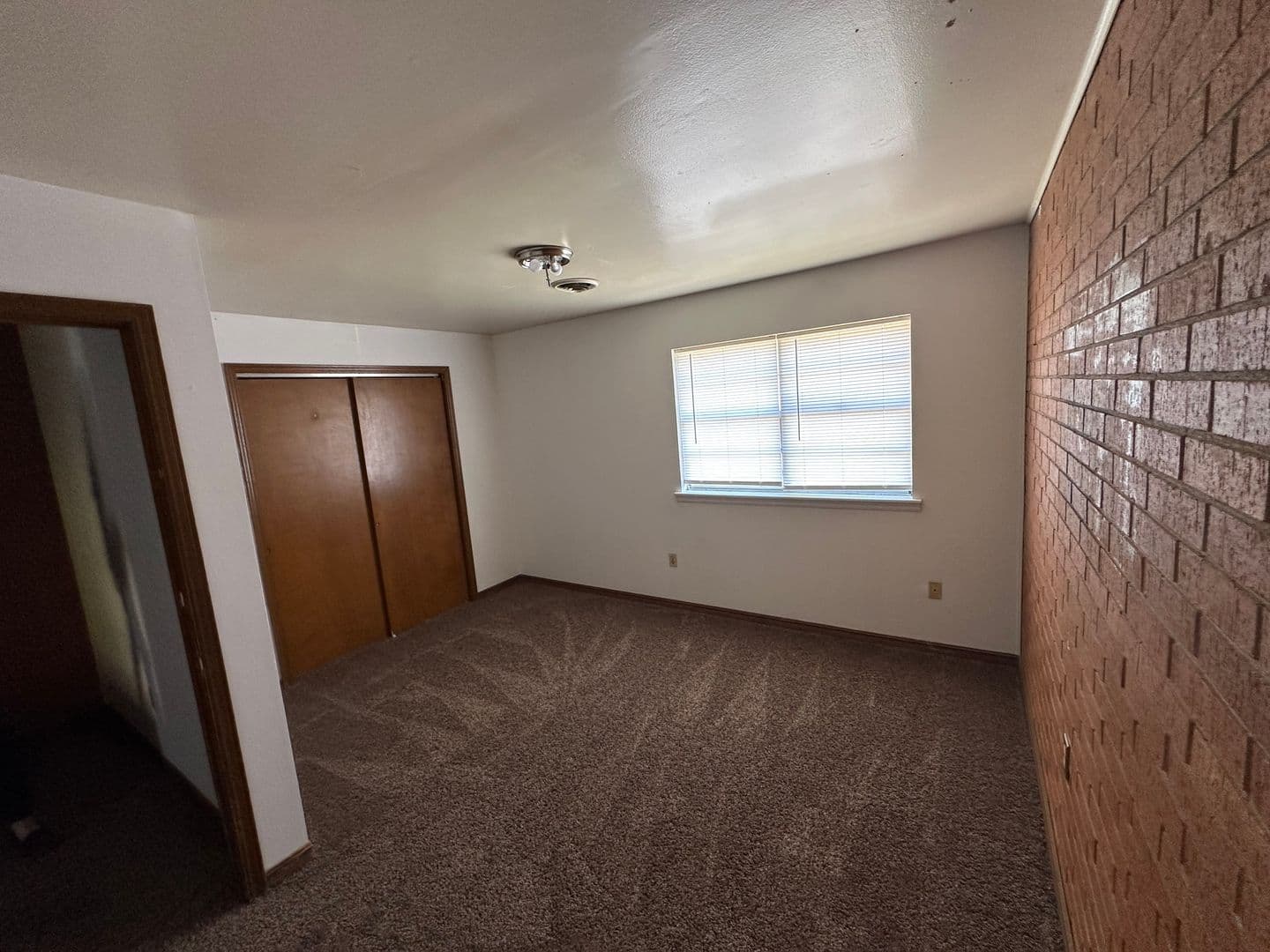 Russellville Apartment: 400 N Inglewood Ave
