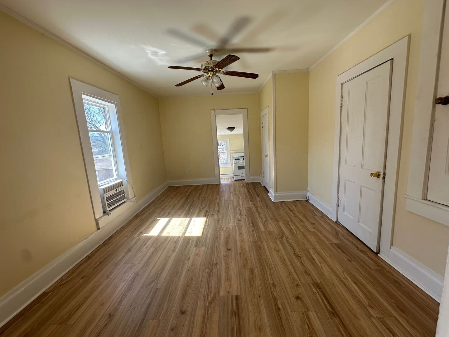 Russellville Apartment: 708 S Denver