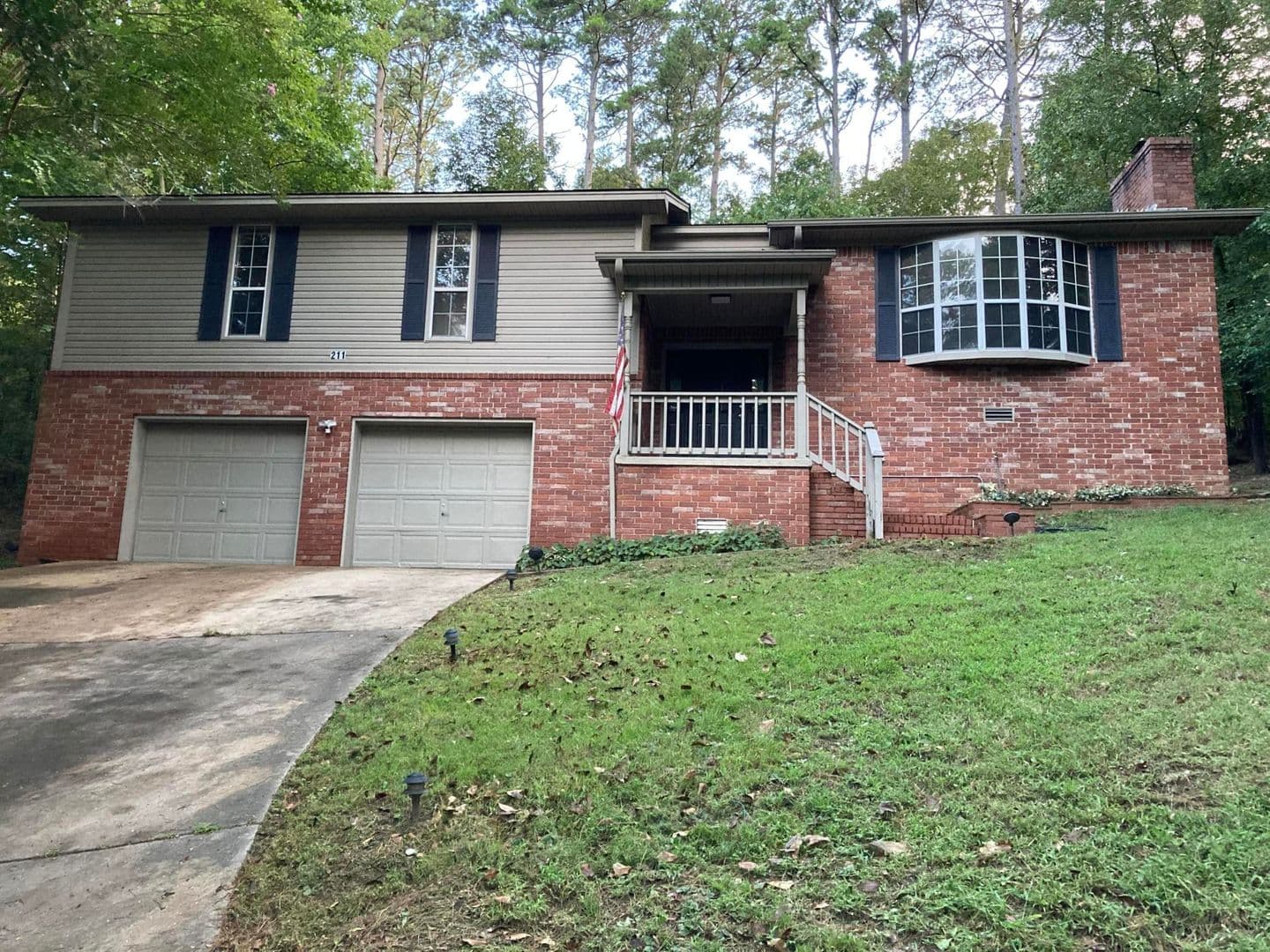 Russellville House: 303 Ouita Circle