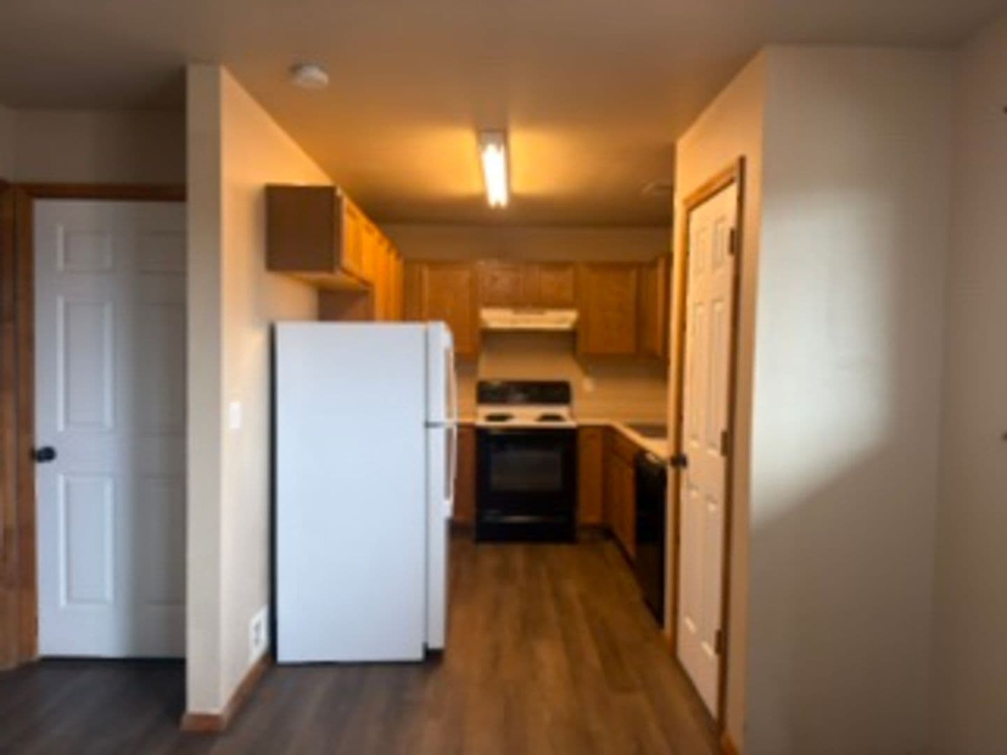 Clarksville Apartment: 2401 W Main St