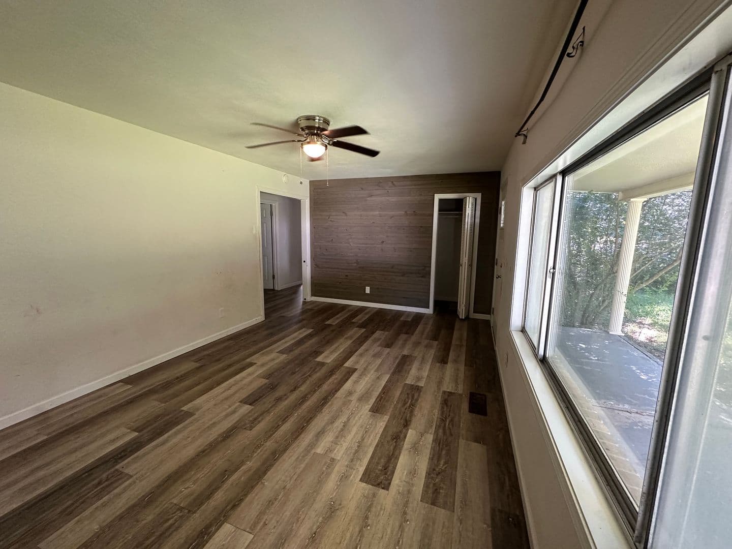 Russellville House: 2910 W. 2nd Drive