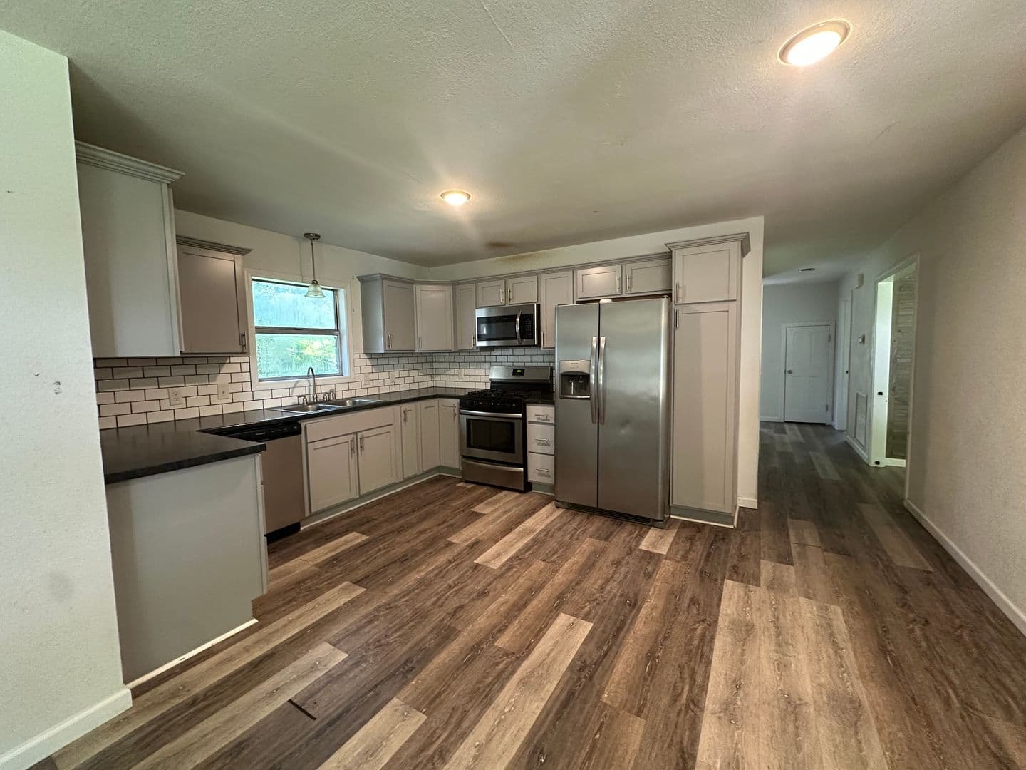 Russellville House: 2910 W. 2nd Drive