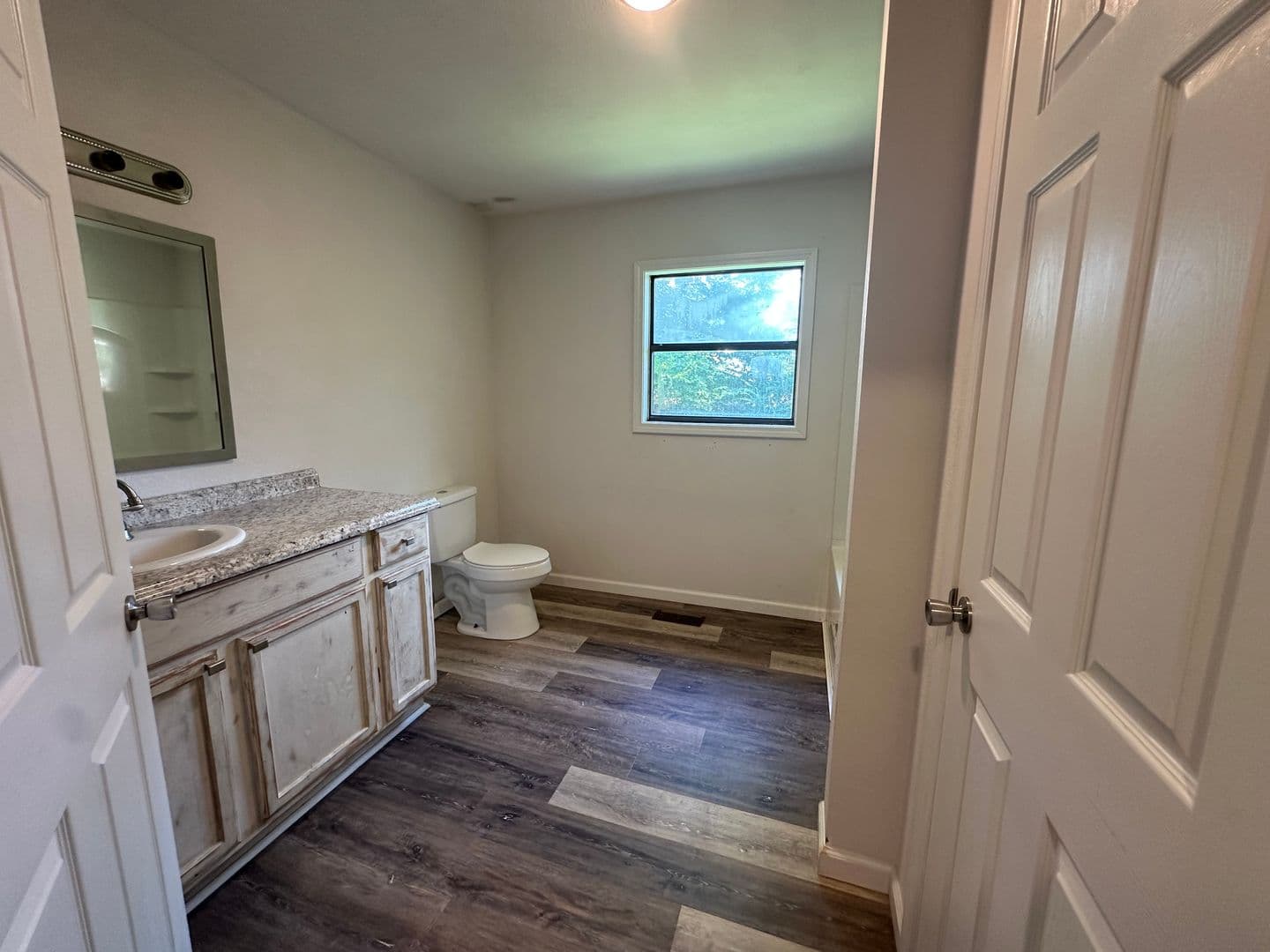 Russellville House: 2910 W. 2nd Drive