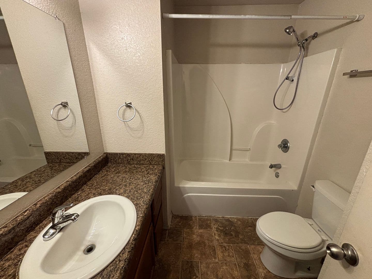 Russellville Apartment: 1131 East 9th Street