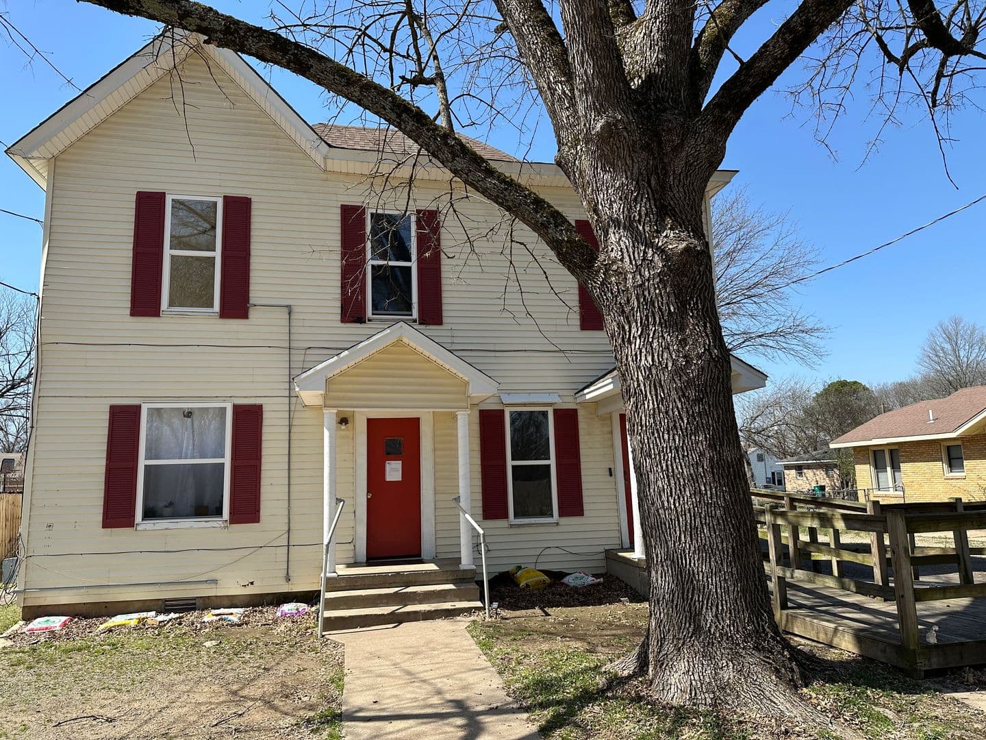 Russellville Apartment: 708 S Denver