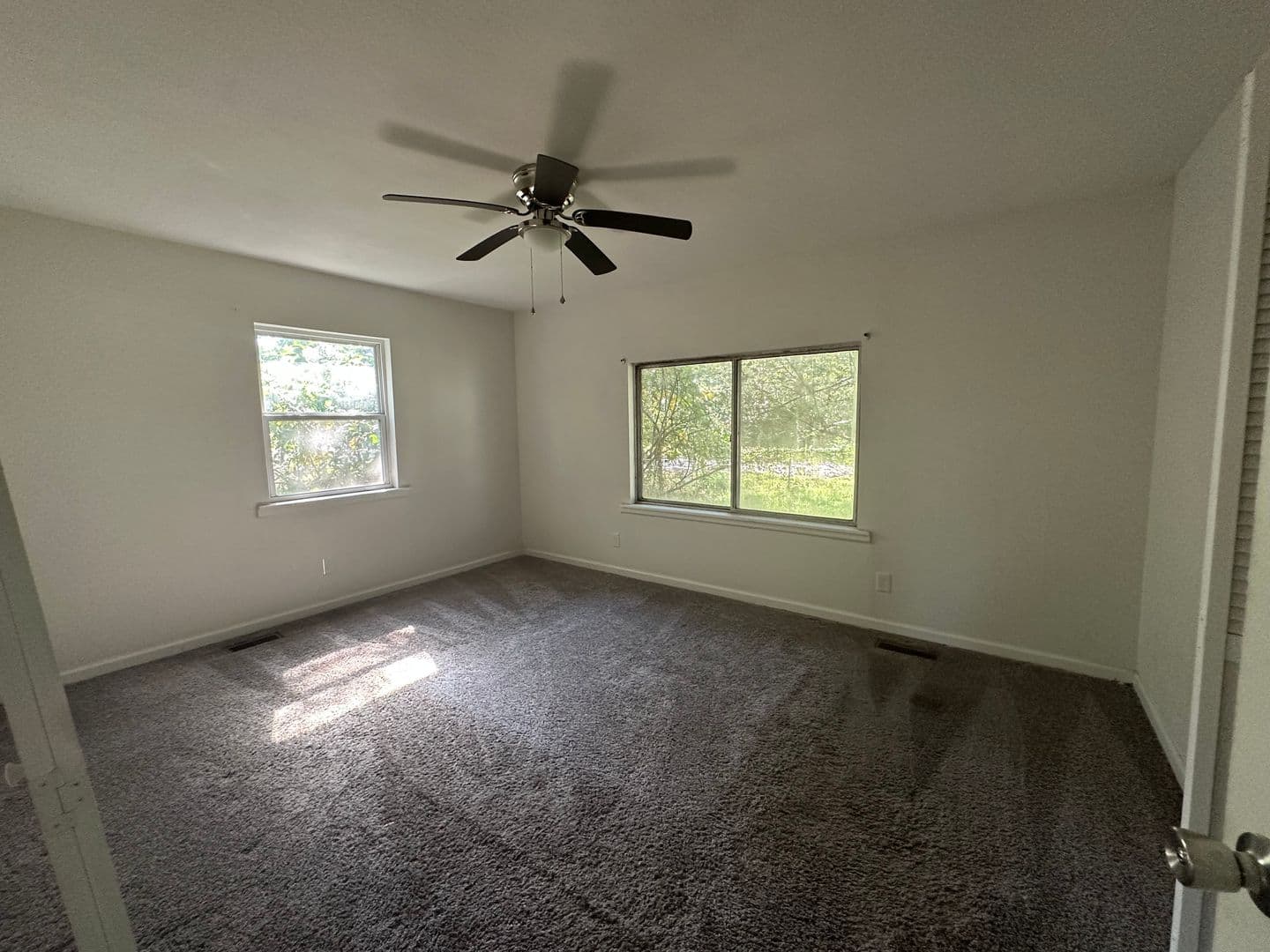 Russellville House: 2910 W. 2nd Drive