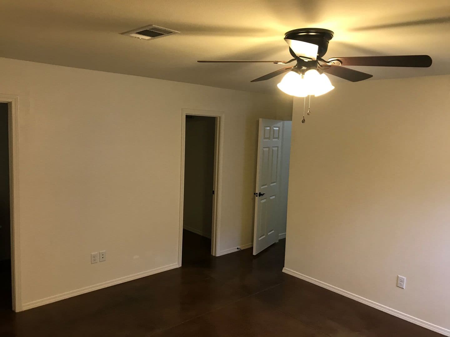 Dardanelle Apartment: N 5th St