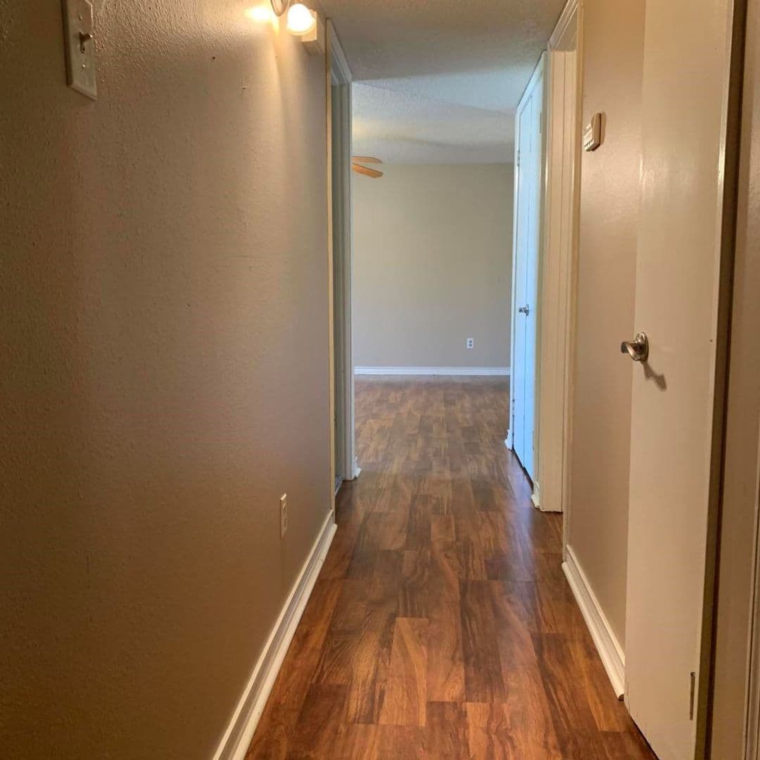 Russellville House: 1101 Muskogee