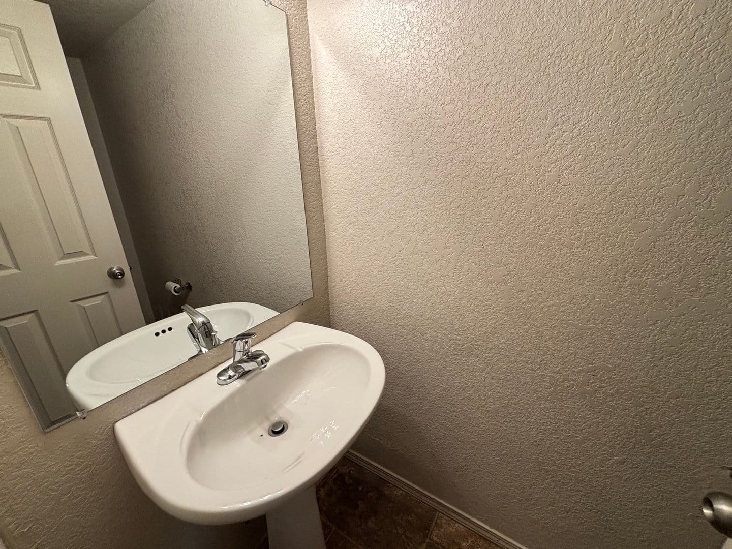 Russellville Apartment: 1131 East 9th Street