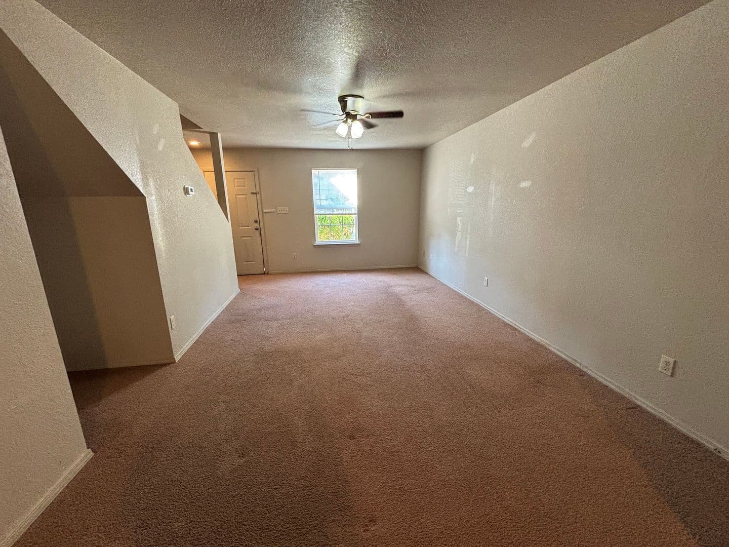 Russellville Apartment: 1131 East 9th Street