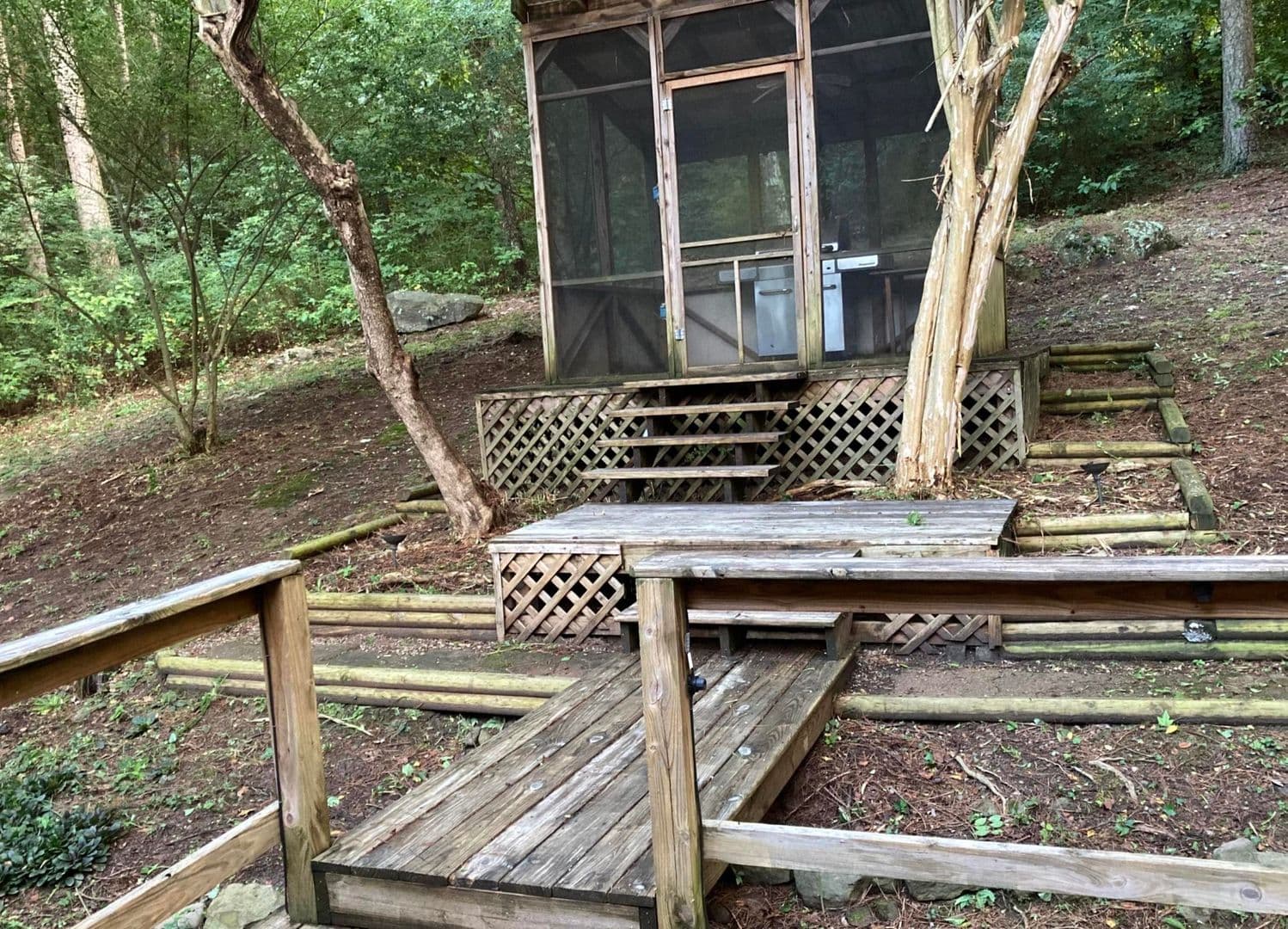 Russellville House: 303 Ouita Circle