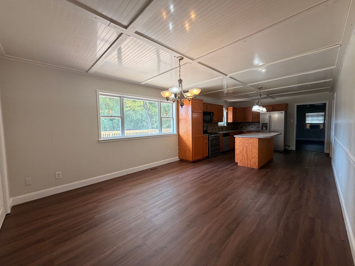 Russellville House: 218 E 19th ST