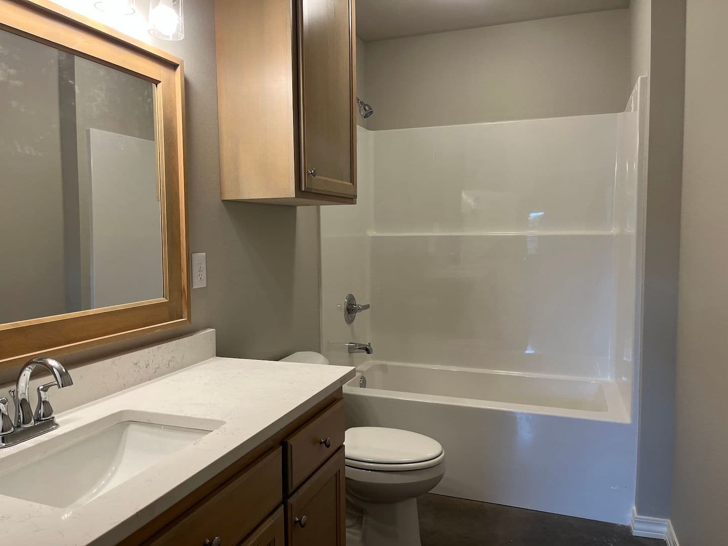 Dover Apartment: 47 W Center