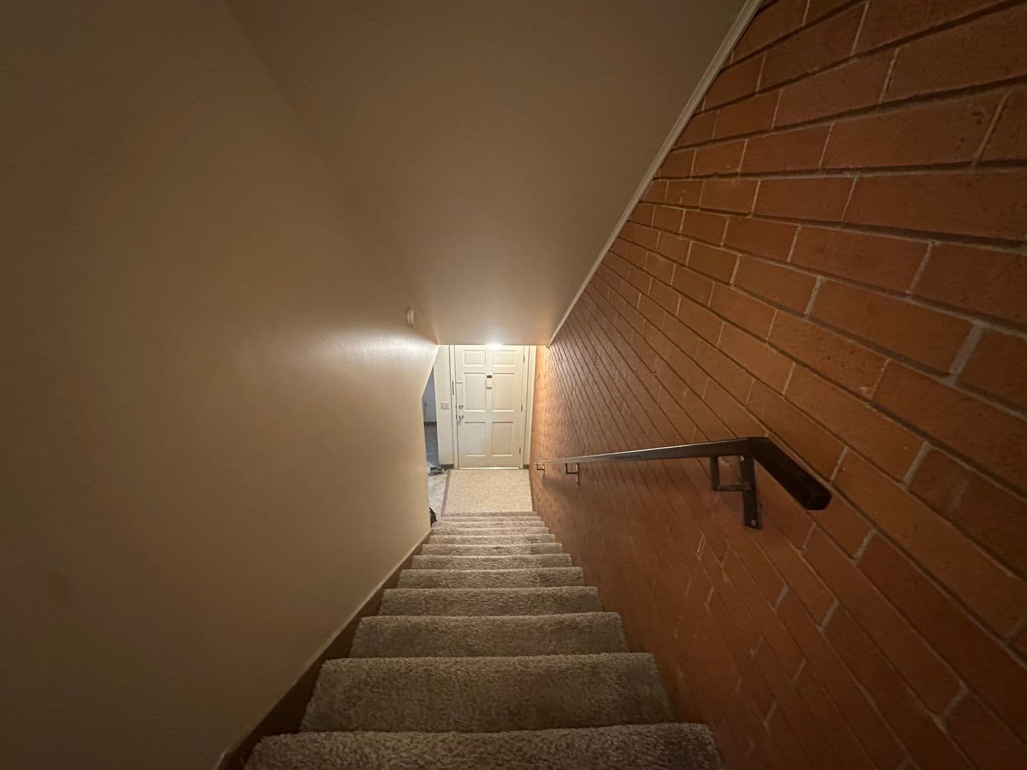 Russellville Apartment: 400 N Inglewood Ave