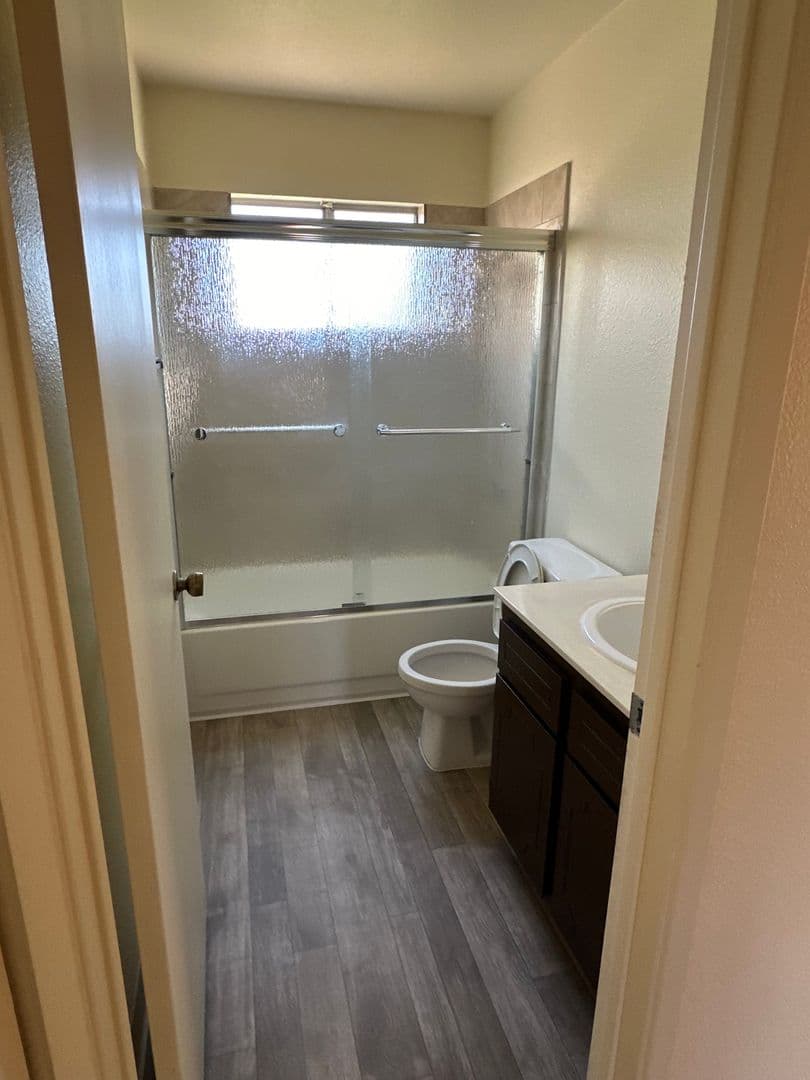 Rancho Cordova House: 11060 Cilker River way