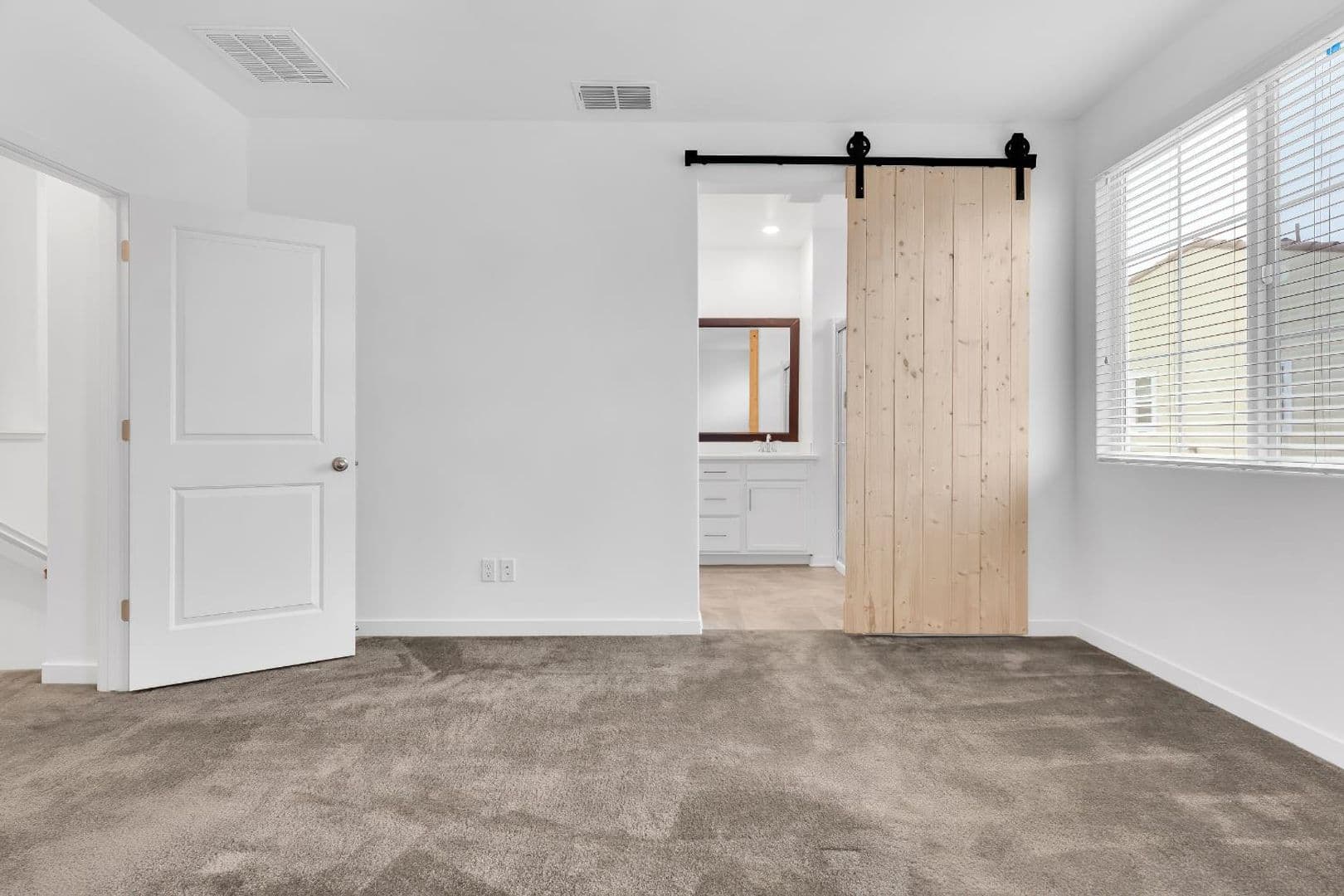 Sacramento House: 5301 E Commerce Way Unit 39102