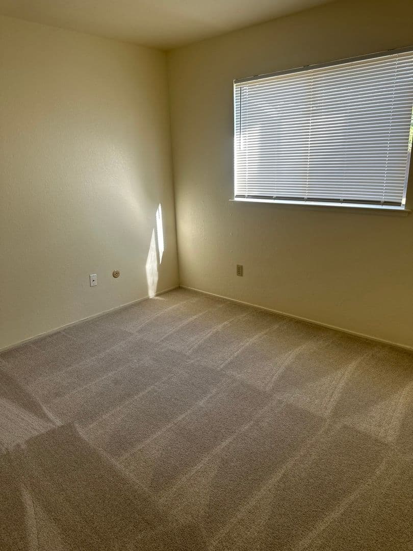 Rancho Cordova House: 11060 Cilker River way