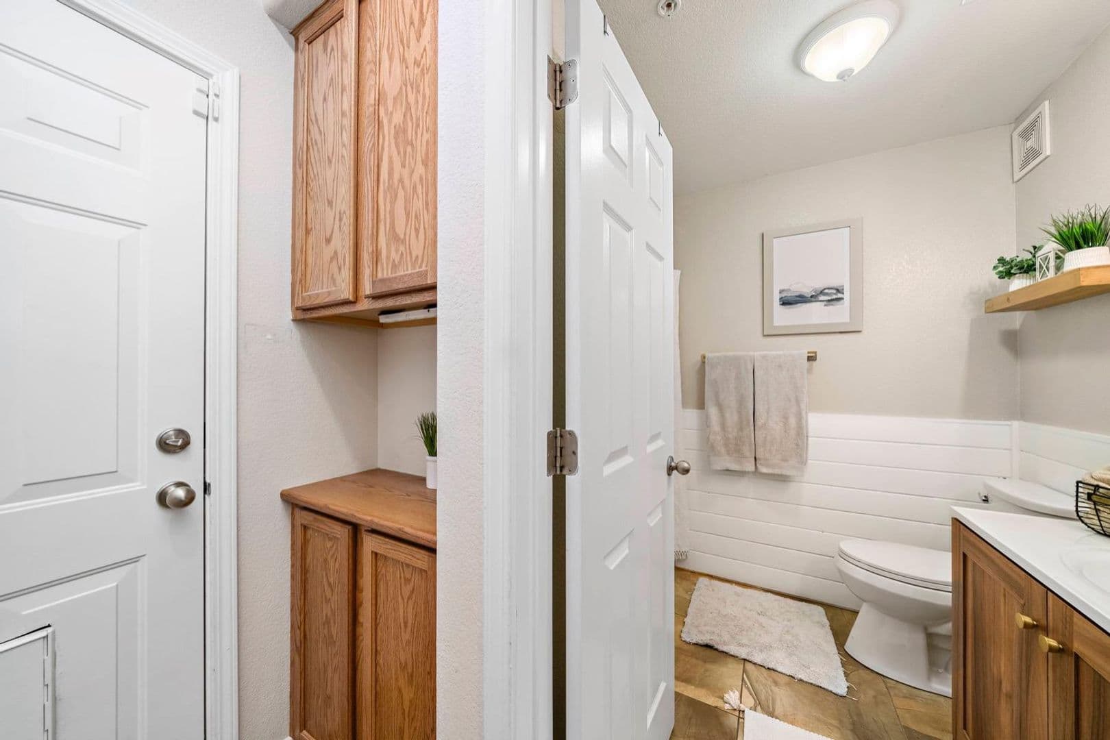 Elk Grove House: 8430 Crystal Walk Cir