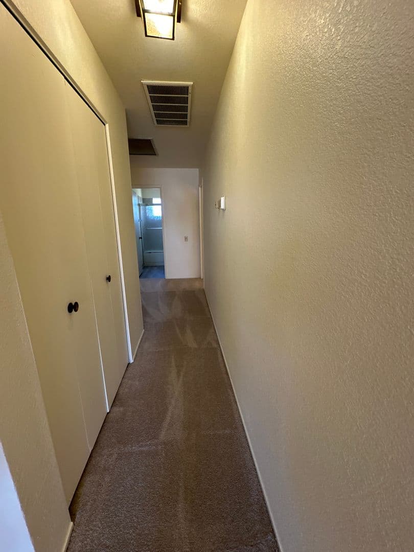 Rancho Cordova House: 11060 Cilker River way