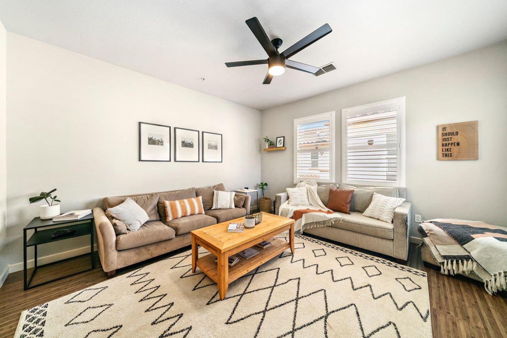 Elk Grove House: 8430 Crystal Walk Cir