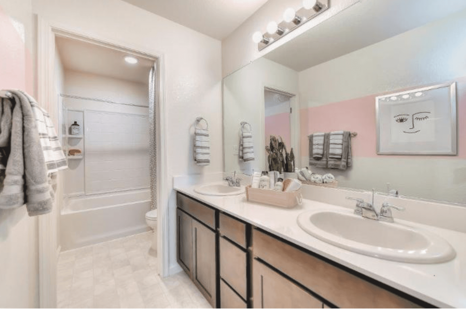 Sacramento House: 3718 Bayou Way