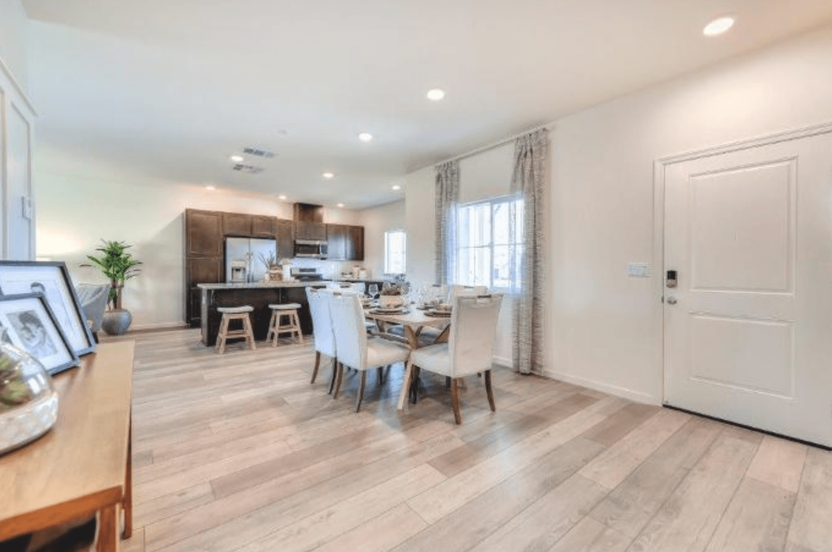 Sacramento House: 3718 Bayou Way