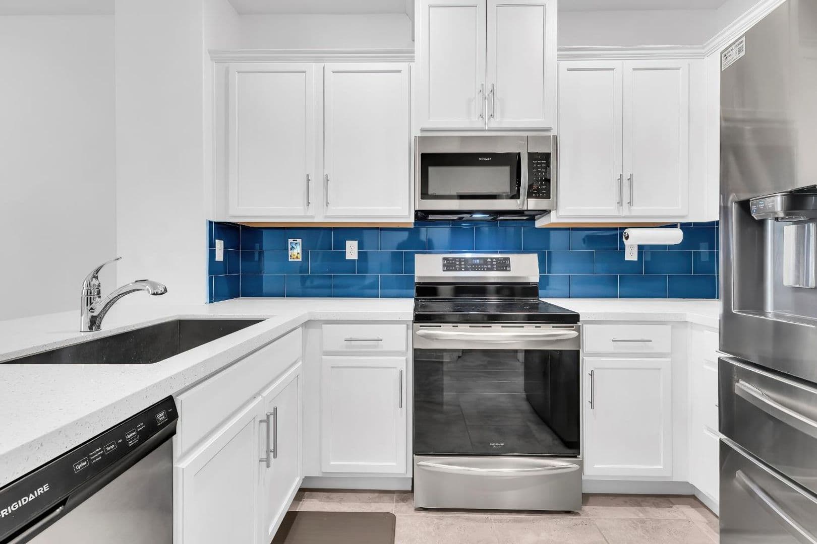 Sacramento House: 5301 E Commerce Way Unit 39102