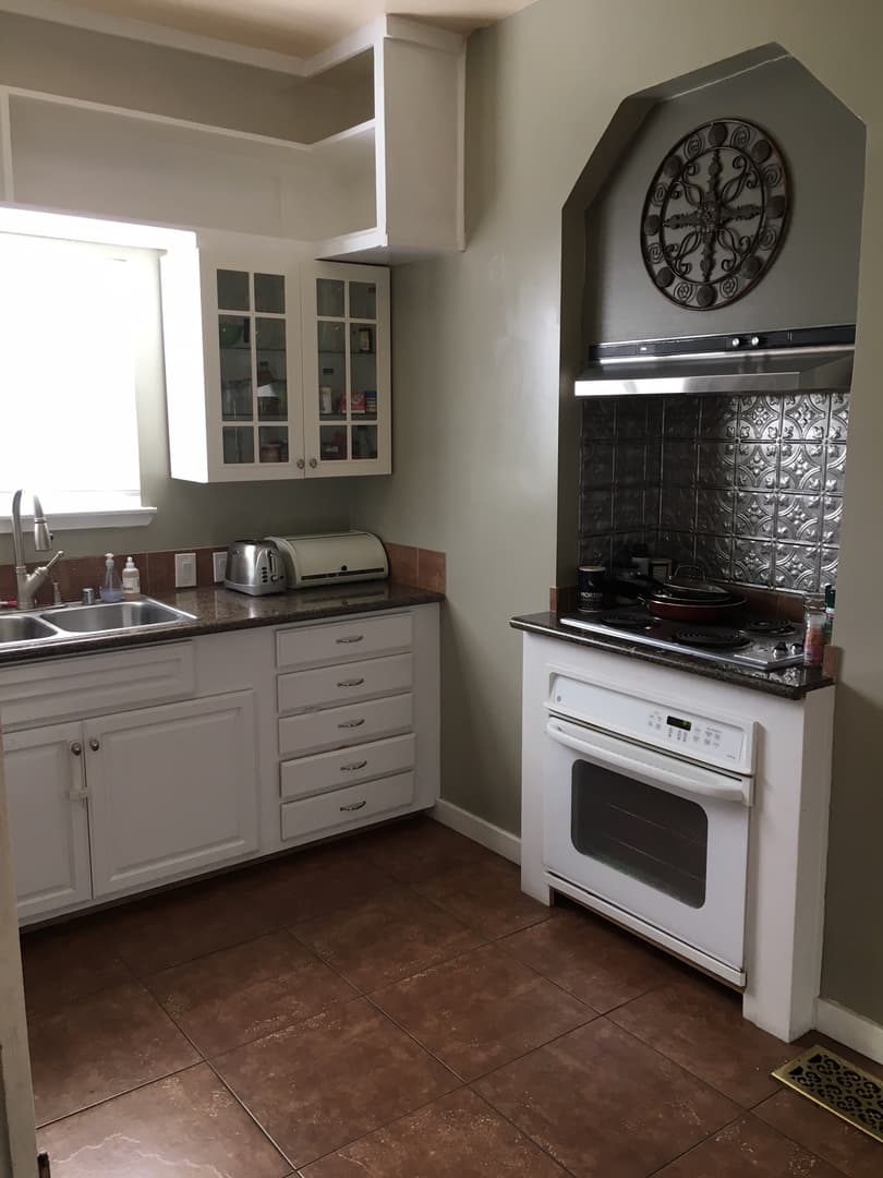 Sacramento House: 3651 7th Avenue