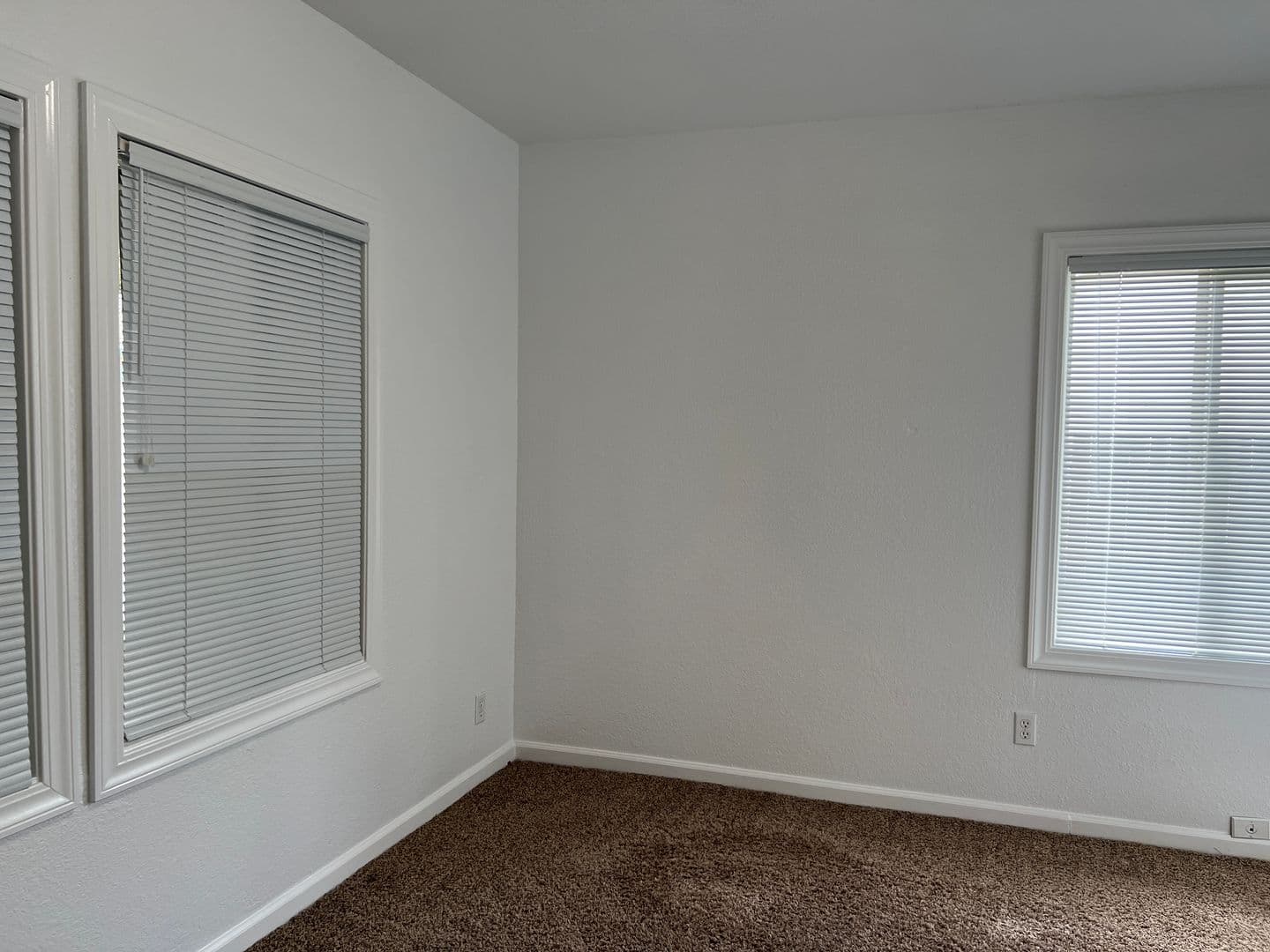 Sacramento House: 142 Redwood