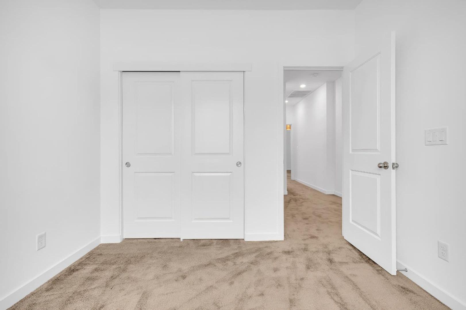 Sacramento House: 5301 E Commerce Way Unit 39102