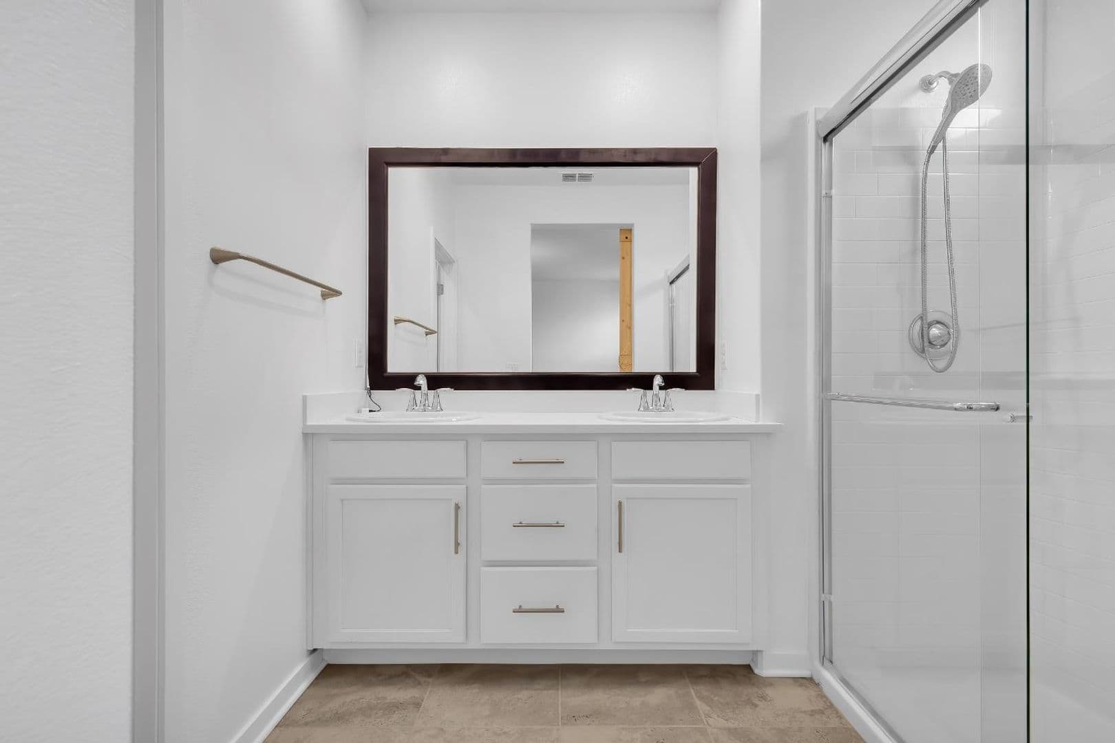 Sacramento House: 5301 E Commerce Way Unit 39102