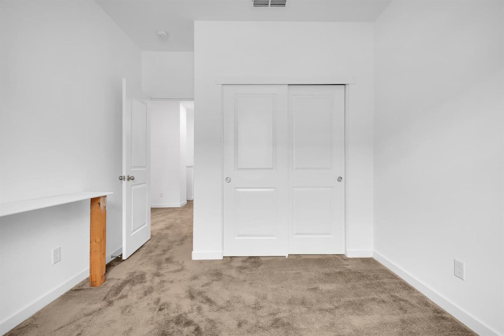 Sacramento House: 5301 E Commerce Way Unit 39102