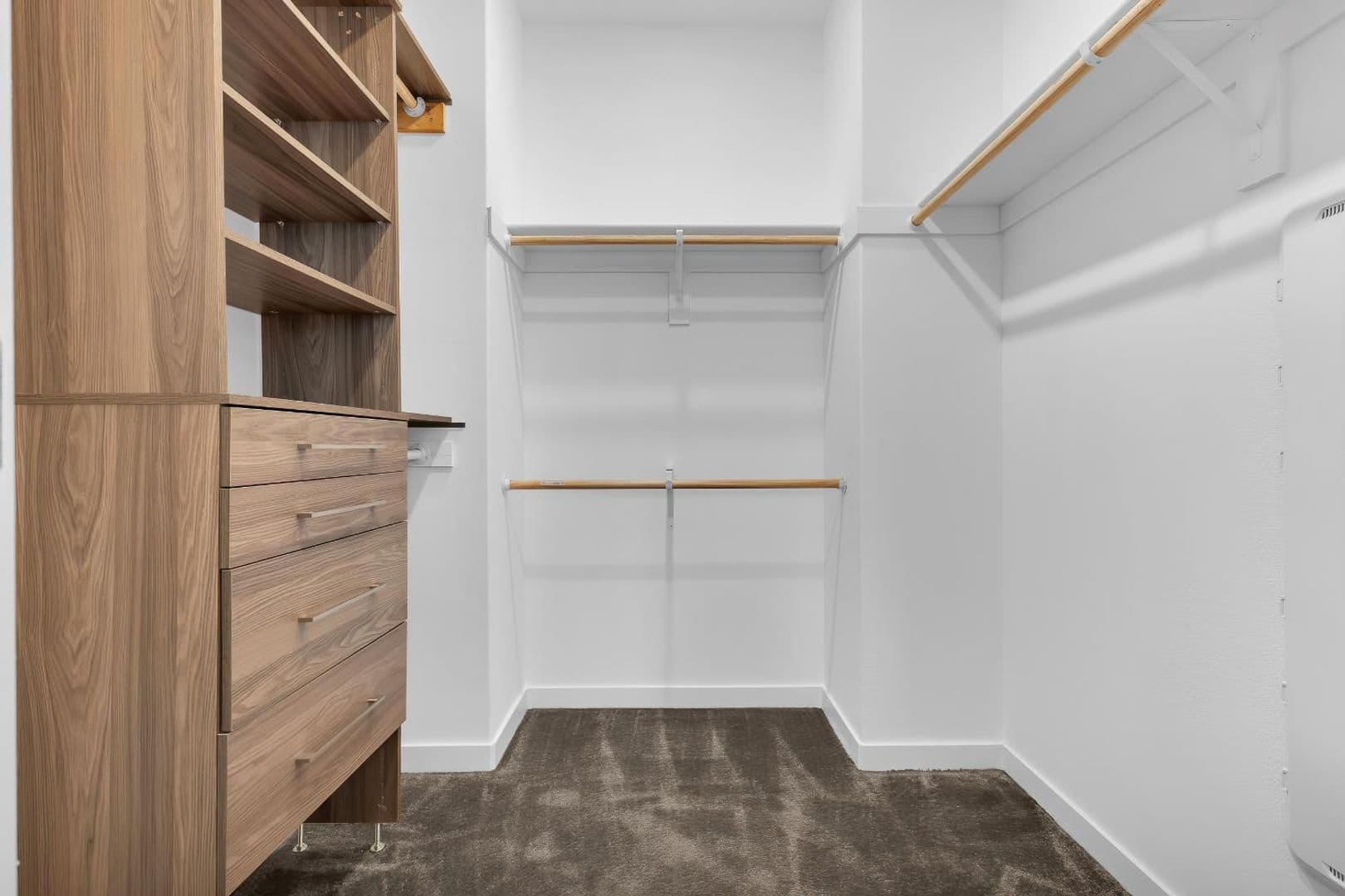 Sacramento House: 5301 E Commerce Way Unit 39102