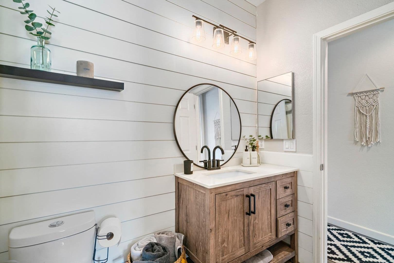 Elk Grove House: 8430 Crystal Walk Cir