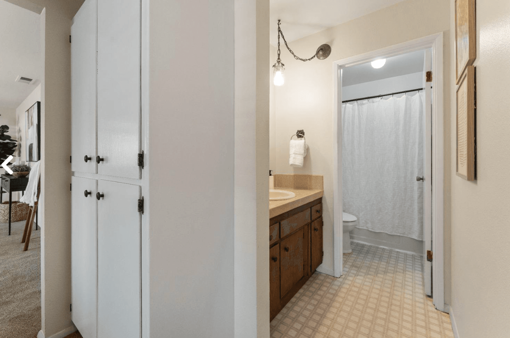 Sacramento House: 5484 Riverside Blvd