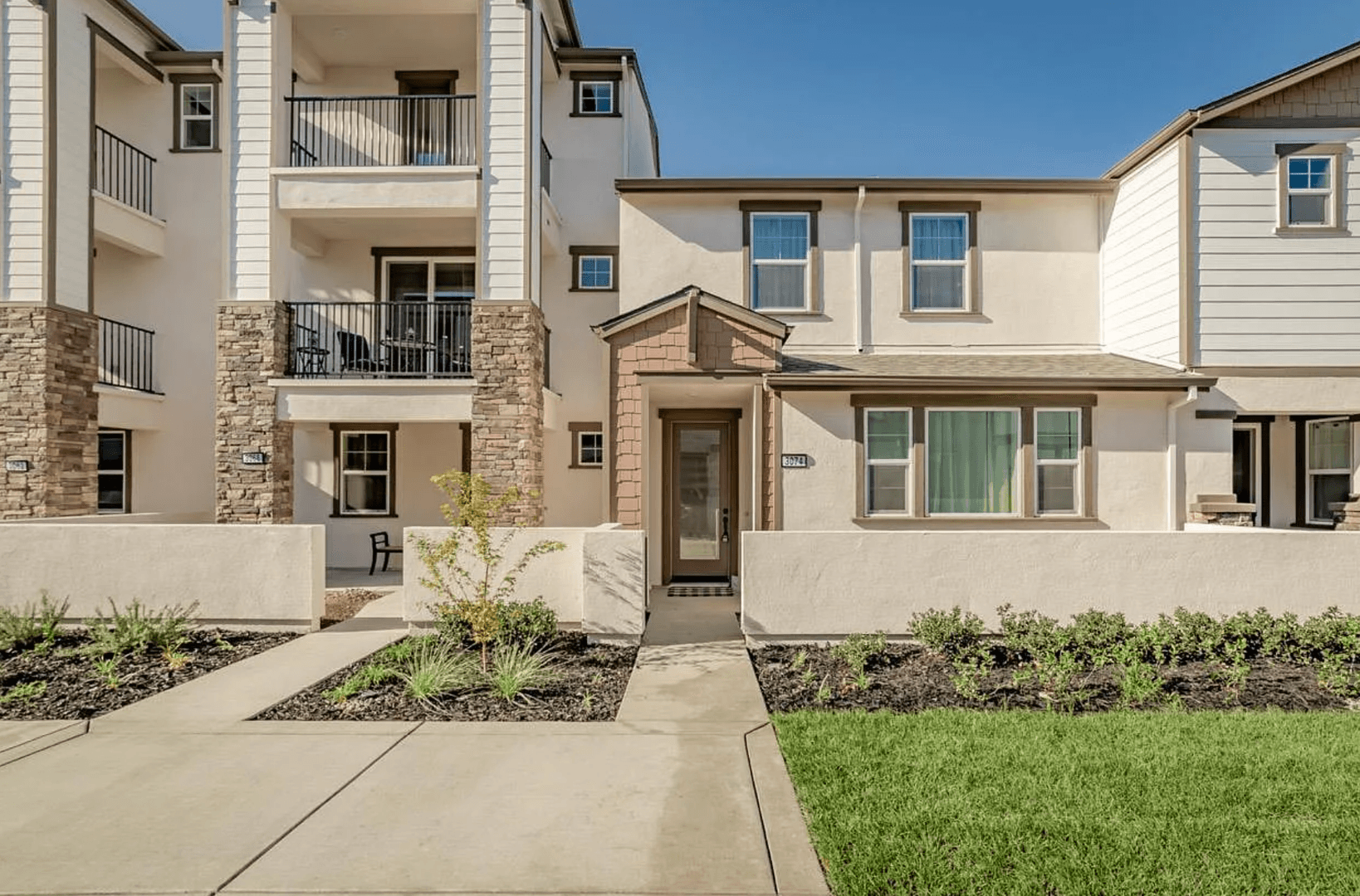 Sacramento House: 3074 Seaspray Walk