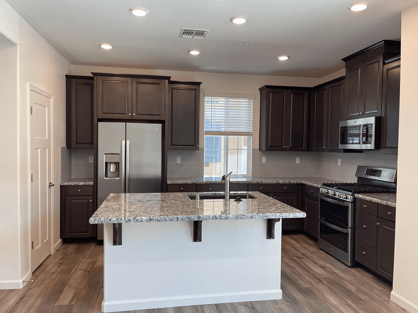 Roseville House: 2144 Brave Hawk Loop