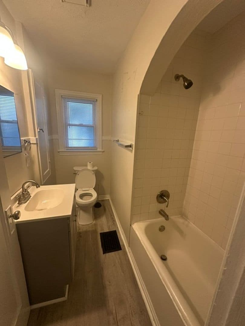 INDIANAPOLIS Apartment: Unit 225